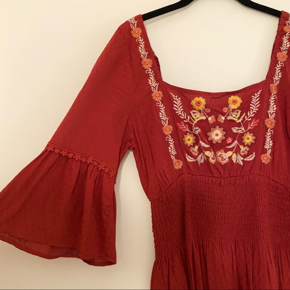Embroidered Red Dress with ruched waist - Picture 4 of 12